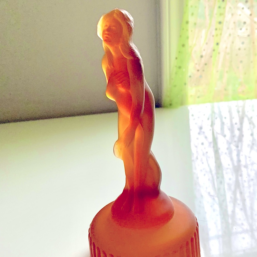 Imperial USA Glass Ruby Sunset (Amberina) “Venus Rising”/“Bashful Charlotte”